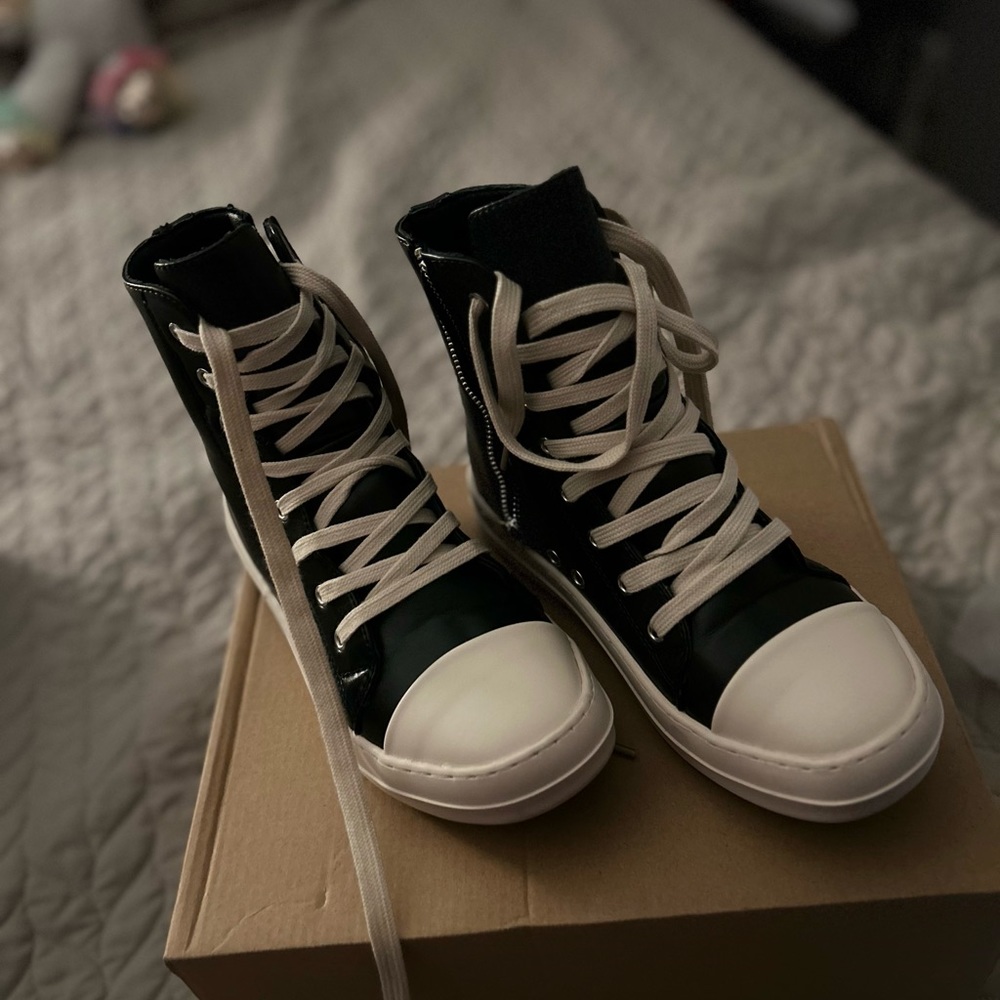 INSPIRED BY- RICK OWEN Ramones / Sz.7